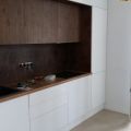 Магазин корпусной мебели Intense производит Кухни Современный стиль - Сучковый шпон дуба. Экслюзивная работа.