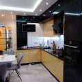 Магазин корпусной мебели Intense производит Кухни Современный стиль - Кухня ясень белый, шпон - эмаль высокий глянец. 