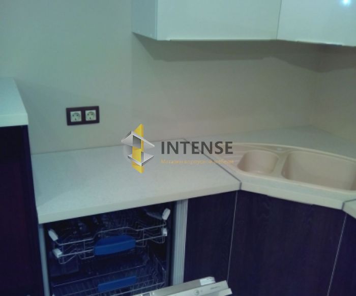 Магазин корпусной мебели Intense производит Кухни Современный стиль - Кухня Квартет