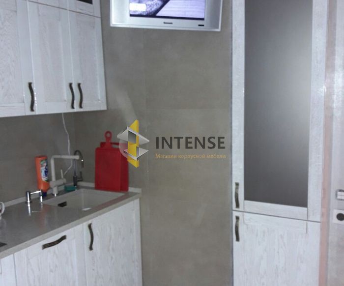 Магазин корпусной мебели Intense производит Кухни Классический стиль - Кухня Модерн в белом - Массив ясеня