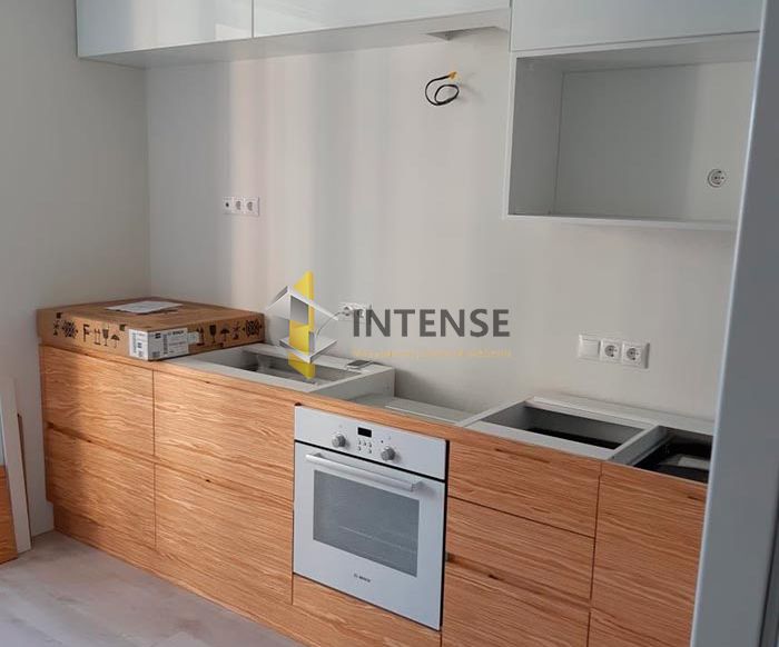 Магазин корпусной мебели Intense производит Кухни Современный стиль - Кухня в комбинации шпон-эмаль