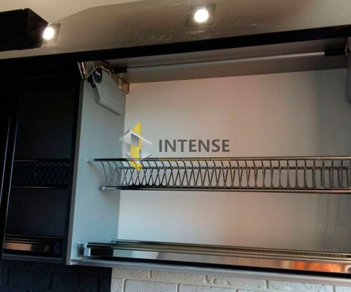 Магазин корпусной мебели Intense производит  - Кухня шпон с серебряной патиной и чёрного глянца