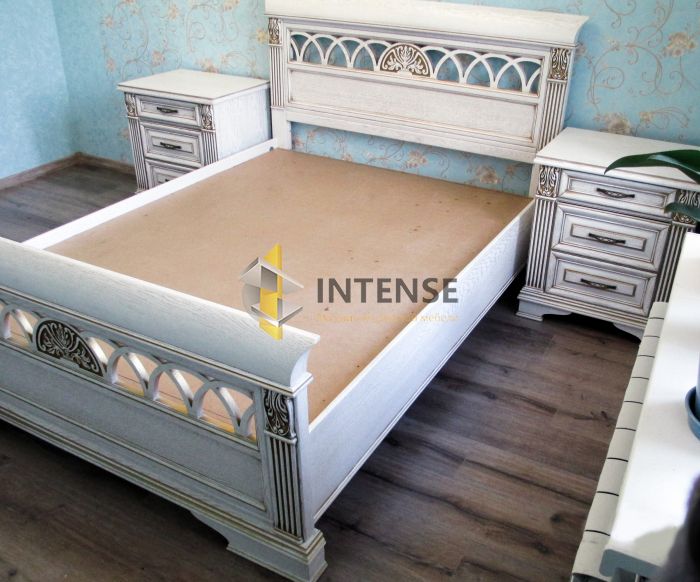 Магазин корпусной мебели Intense производит Спальни из массива - Спальня массив Дуба + Шпон (комплект)