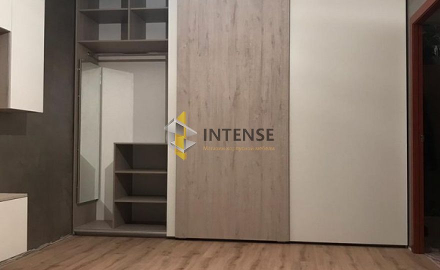 Магазин корпусной мебели Intense производит Шкафы - Гостиная и шкаф. Рейки.