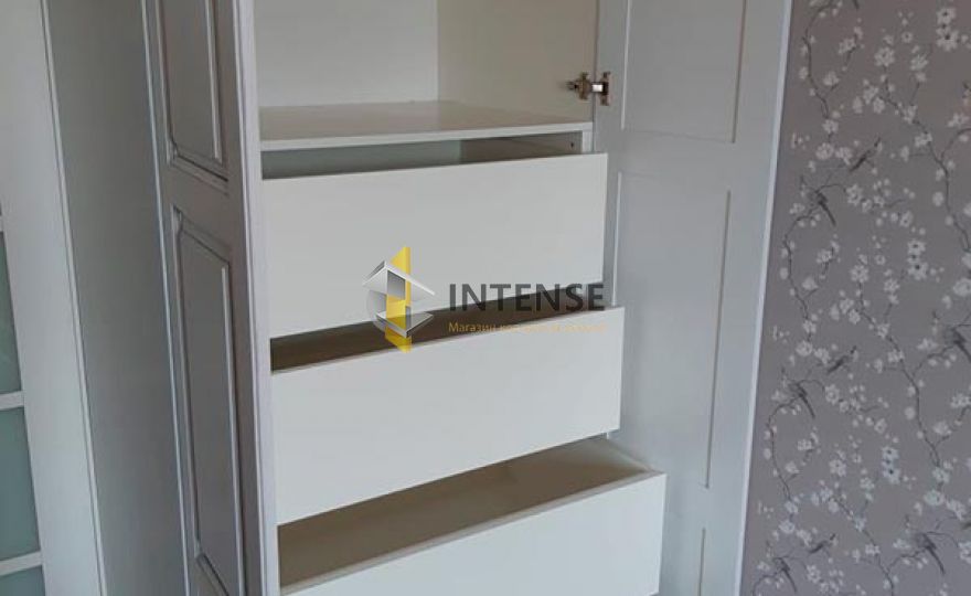 Магазин корпусной мебели Intense производит Шкафы встроенные - Шкаф с фасадами из массива дуба